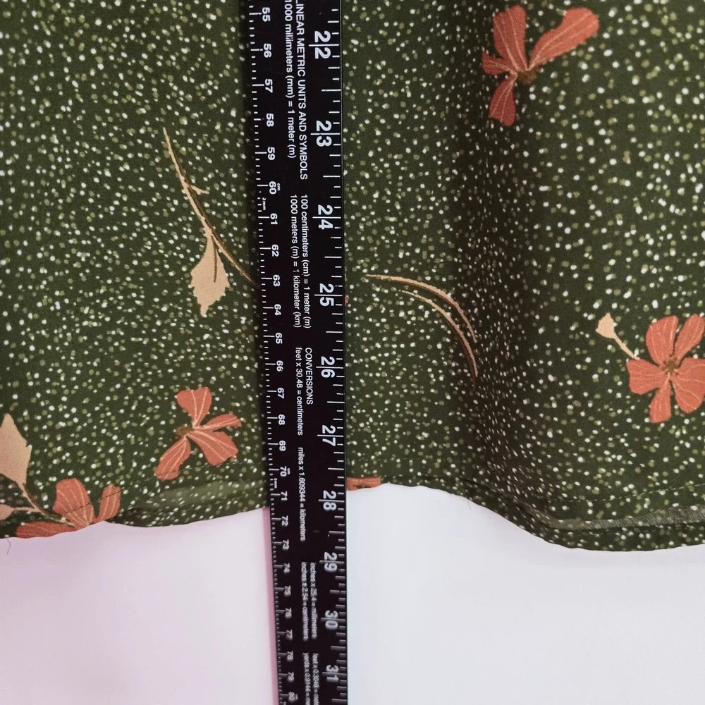 Les Serein Womens 2X Olive Green Floral Ruffle Cap Sleeve V-Neck Tie Blouse - Picture 8 of 10